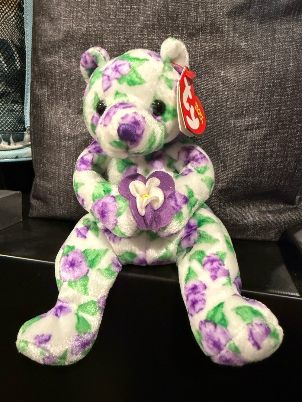 Ty beanie baby corsage Floral Plush Bear - Purple & White Heart Holding Stuffed